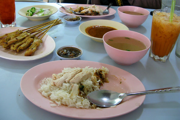 We discovered the best boiled chicken restaurant in town,